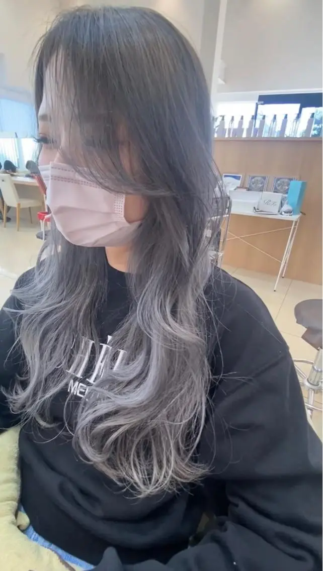 ロング カラー バレイヤージュ ベージュカラー ハイライトカラー ホワイトベージュ ハイライト ヘアカラー トリートメント プルエクステ/透明感 カラー✨KAZUKIのヘアスタイル