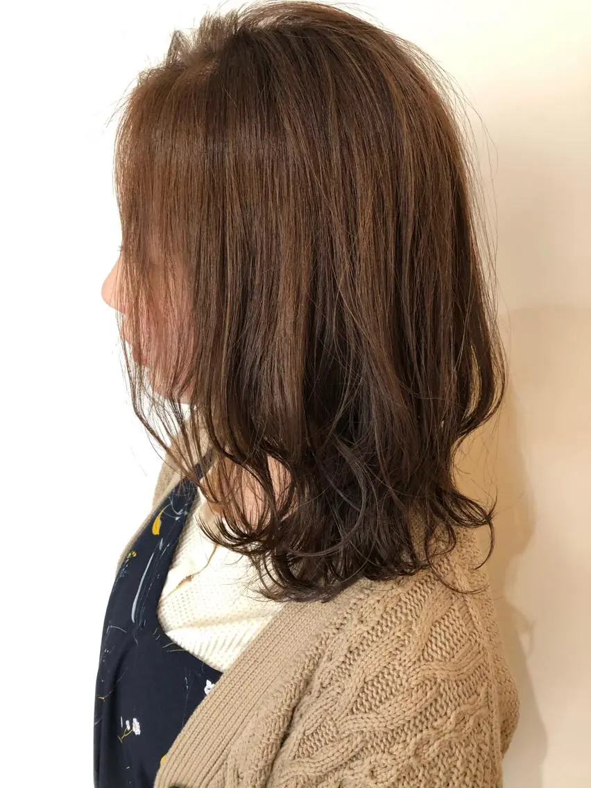 ミディアム カラー ヘアアレンジ ネイル マツエク・マツパ カット ヘアカラー 夜23時まで予約🉑 reverieあきらのヘアスタイル