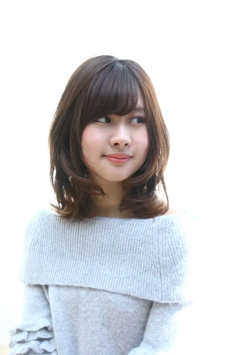 ミディアム セミロング パーマ ヘアアレンジ カット リ コのヘアスタイル
