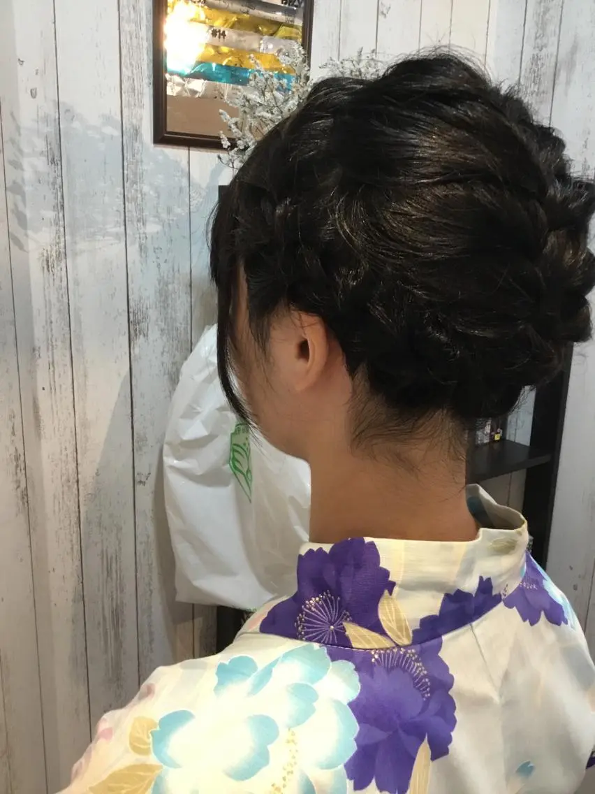 ヘアアレンジ 金崎 新吾のヘアスタイル