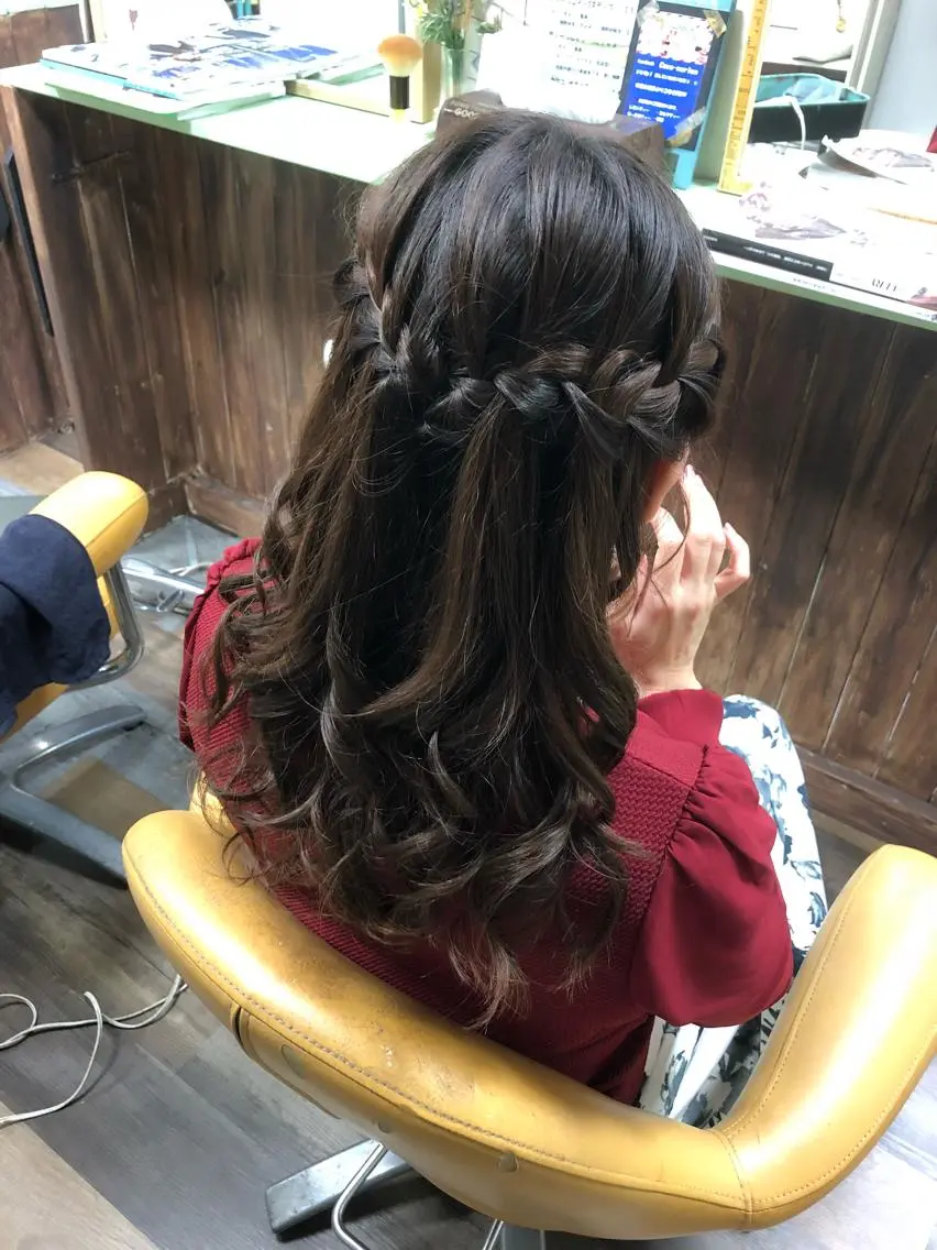 ヘアアレンジ みやもと まなみのヘアスタイル