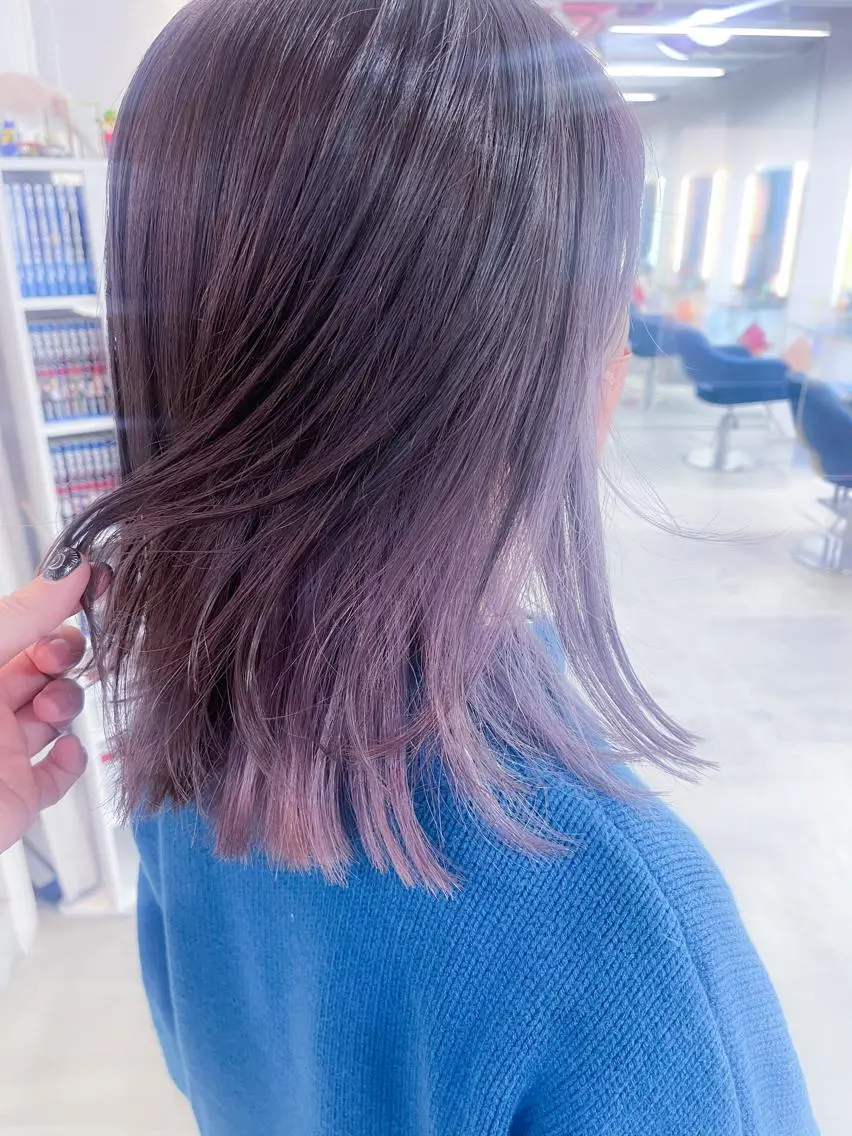 ミディアム カラー ブリーチ エドルカラー グレージュ イルミナカラー ラベンダーカラー カット ヘアカラー BOX mico.のヘアスタイル