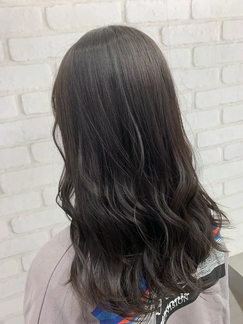 ロング カラー ヘアカラー ブリーチカラー🫧 森　凪沙のヘアスタイル
