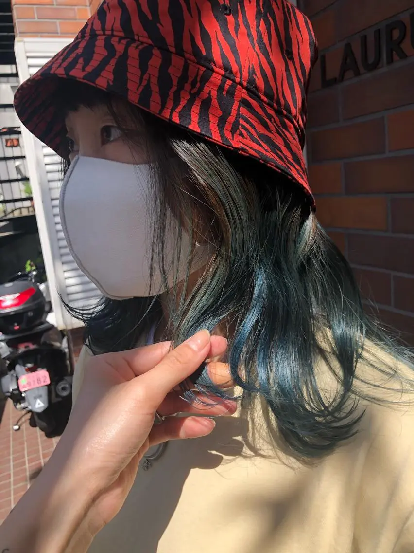 ミディアム カラー eri kinjoのヘアスタイル