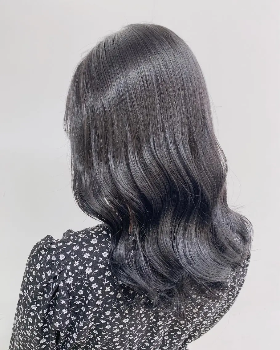 ミディアム カラー ヘアカラー トリートメント ヘアセット ⛄️冬の透明感 カラー⛄️大西のヘアスタイル