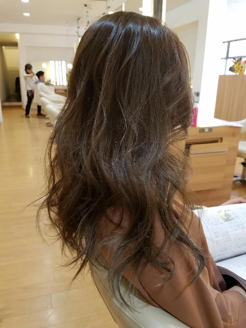 ロング カラー ブラウンカラー ナチュラルブラウン ロング 髪質改善/ハイライト 小林秀樹のヘアスタイル