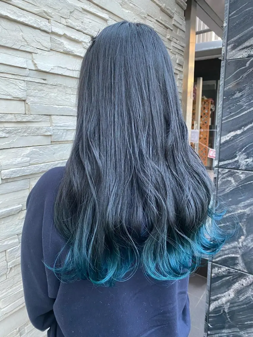 セミロング カラー ブリーチ 透明感カラーブリーチ 🌼シゲモトアヤ🌼のヘアスタイル