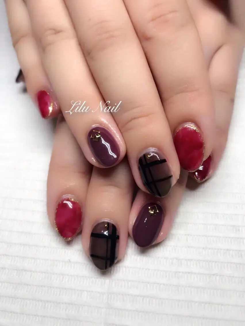 ネイル べっ甲ネイル 赤色 モチの良さ◉ フィルインネイル♡のネイルデザイン