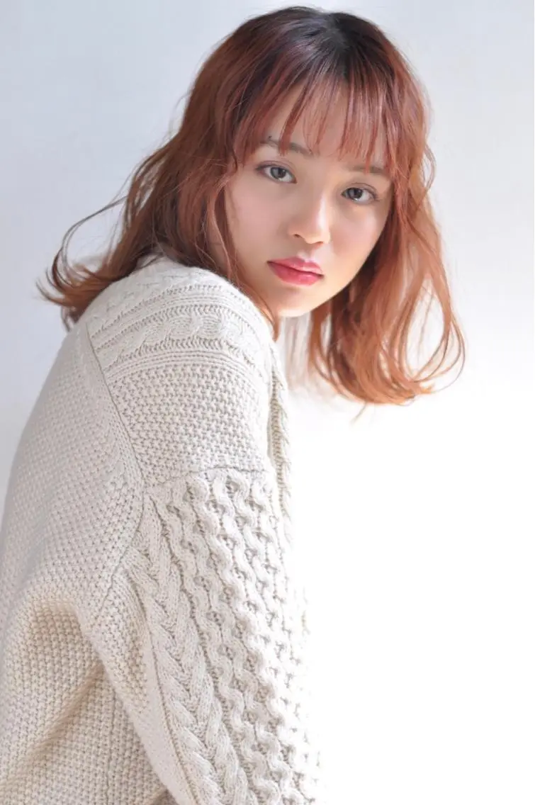 ミディアム カラー ブリーチ オレンジ ヘアカラー 【🉐学割】応援📣 ミニモ限定🤩千 田のヘアスタイル