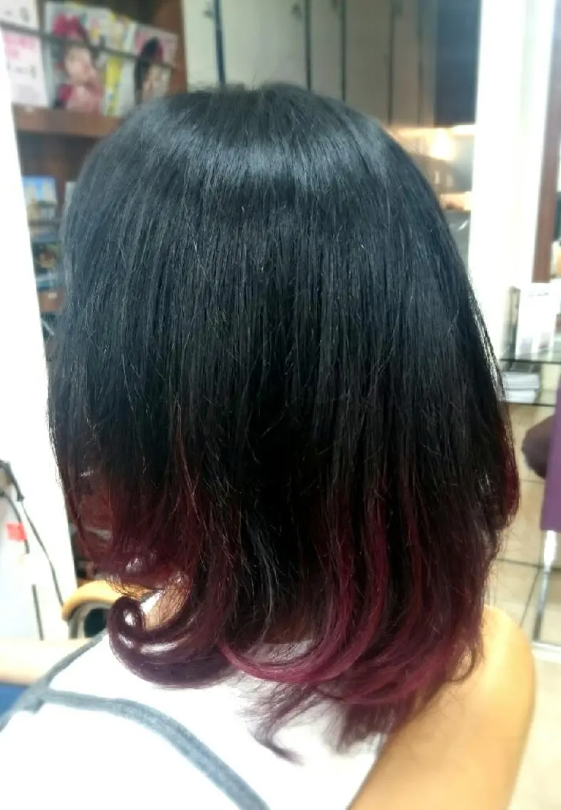 ミディアム 田坂 真弓のヘアスタイル