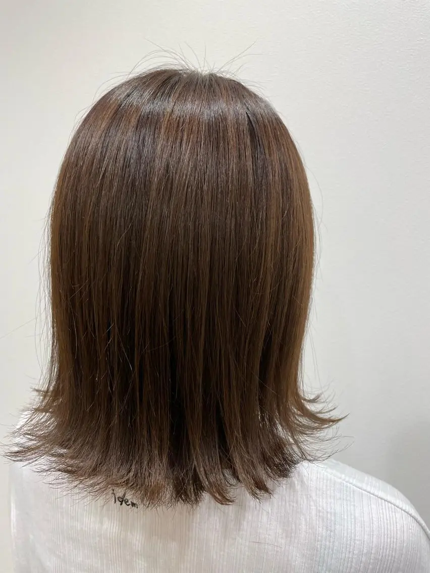ミディアム 外ハネヘア HIRO .Nのヘアスタイル