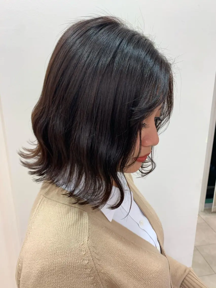ショート カット 顔まわりカット✄ ベージュカラー🧸のヘアスタイル