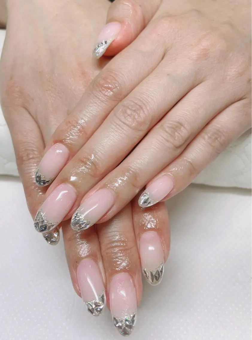 ネイル フレンチネイル ガラスフレンチ コウ カnail💅のネイルデザイン