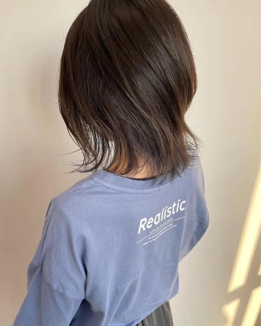 ミディアム アッシュ ヘアカラー 明石 歩樹のヘアスタイル