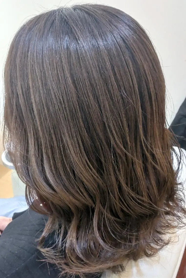 セミロング カット ヘアカラー トリートメント 戸高 裕也のヘアスタイル