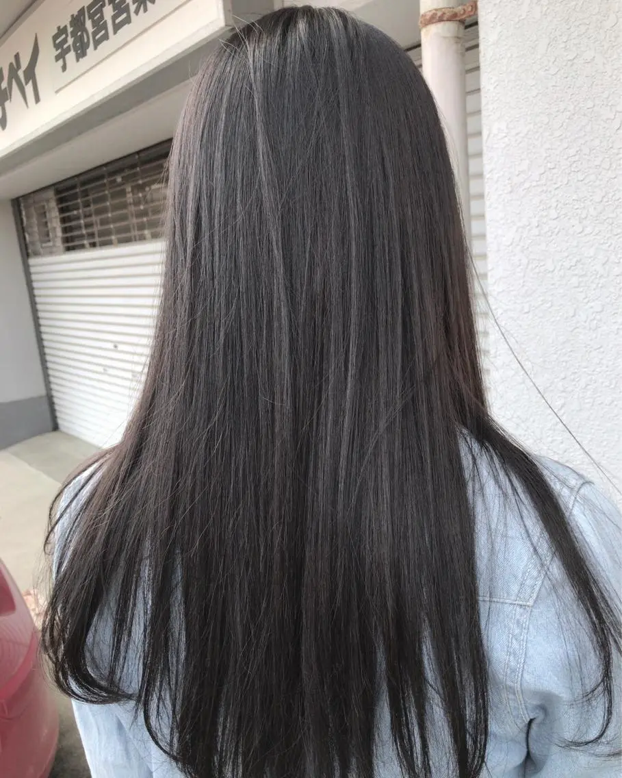 セミロング カラー レイヤーカット匠 イソザキノリユキのヘアスタイル