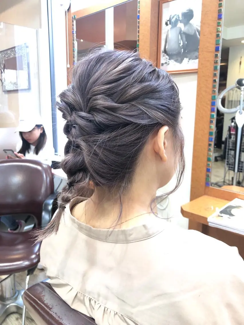 ミディアム カラー ハイトーンカラー 100%髪質改善特化 TRUNSのヘアスタイル