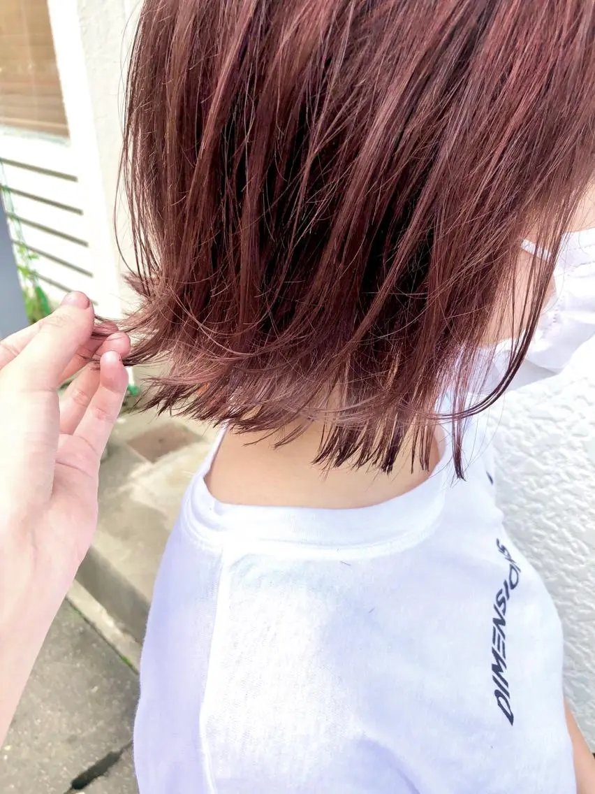 ミディアム カラー ブリーチ インナーカラー 推し ブリーチ  髪質改善のヘアスタイル