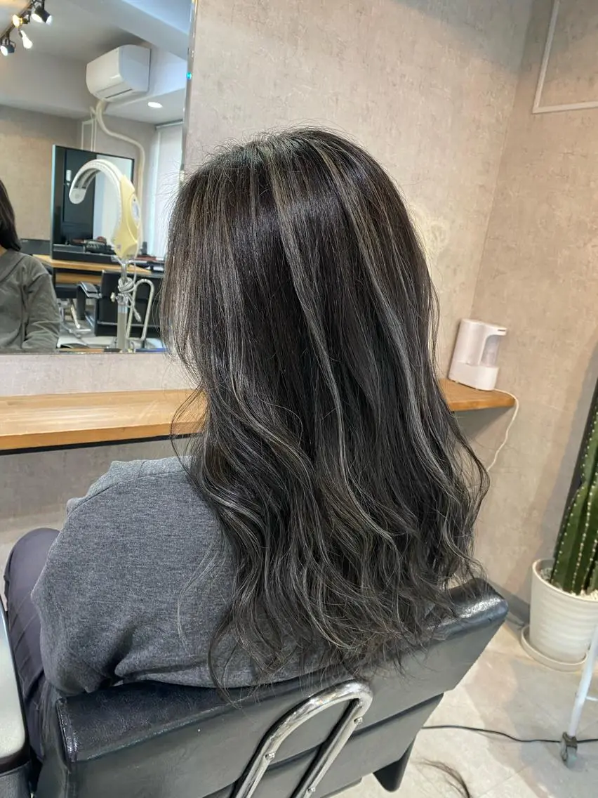 ロング カラー ハイライトカラー ハイライト 個室サロンKAITO メンズ特化美容師のヘアスタイル
