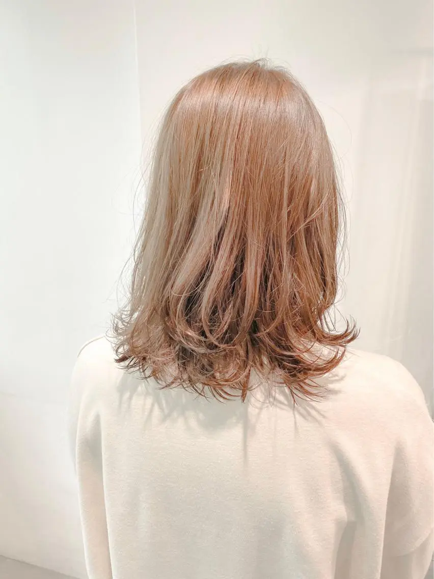 ミディアム カラー 【透明感×レイヤー】 🍃RIKU🍃のヘアスタイル