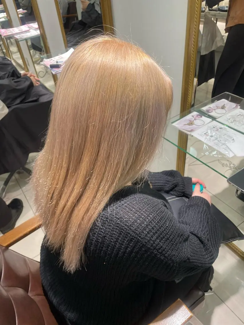 ロング カラー すずね♡ トータルビューティーのヘアスタイル