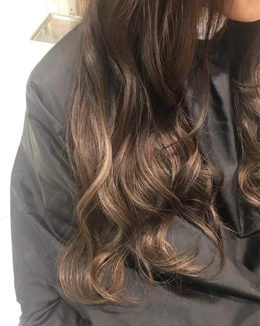ロング ハイライト 小田原NO1 美容師 飯田飛翔のヘアスタイル