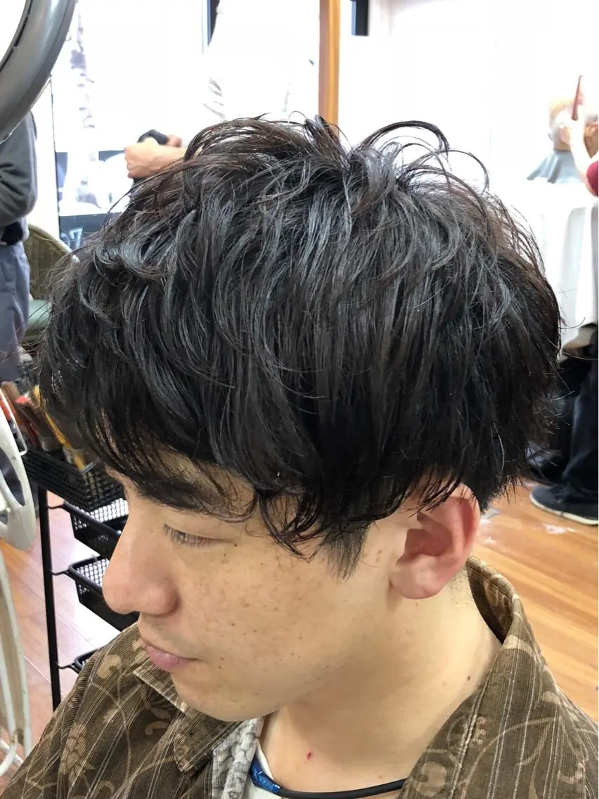 ショート パーマ メンズ 🏝川津瑛二🧖♀ 極上パーマ&カラー⭕のエステ・リラクイメージ