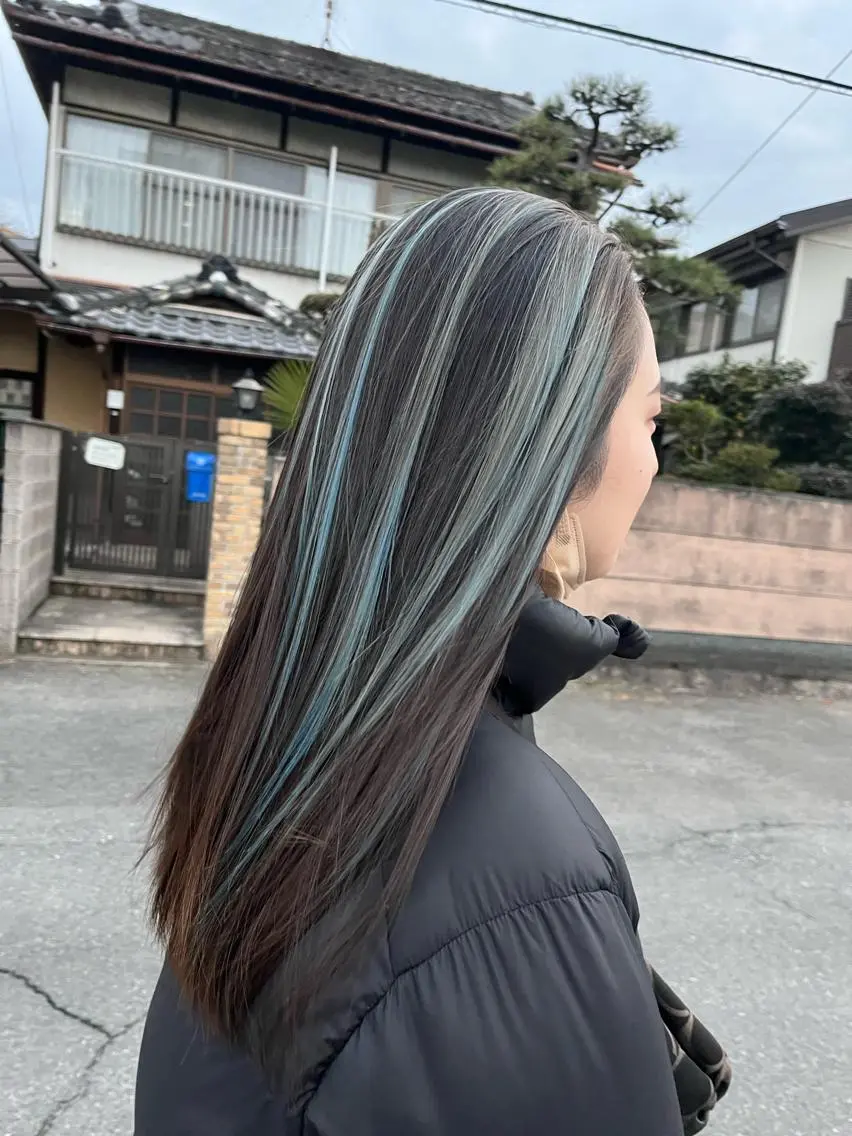 ロング カラー ブリーチ ✨️💎山口 真依💎✨️のヘアスタイル