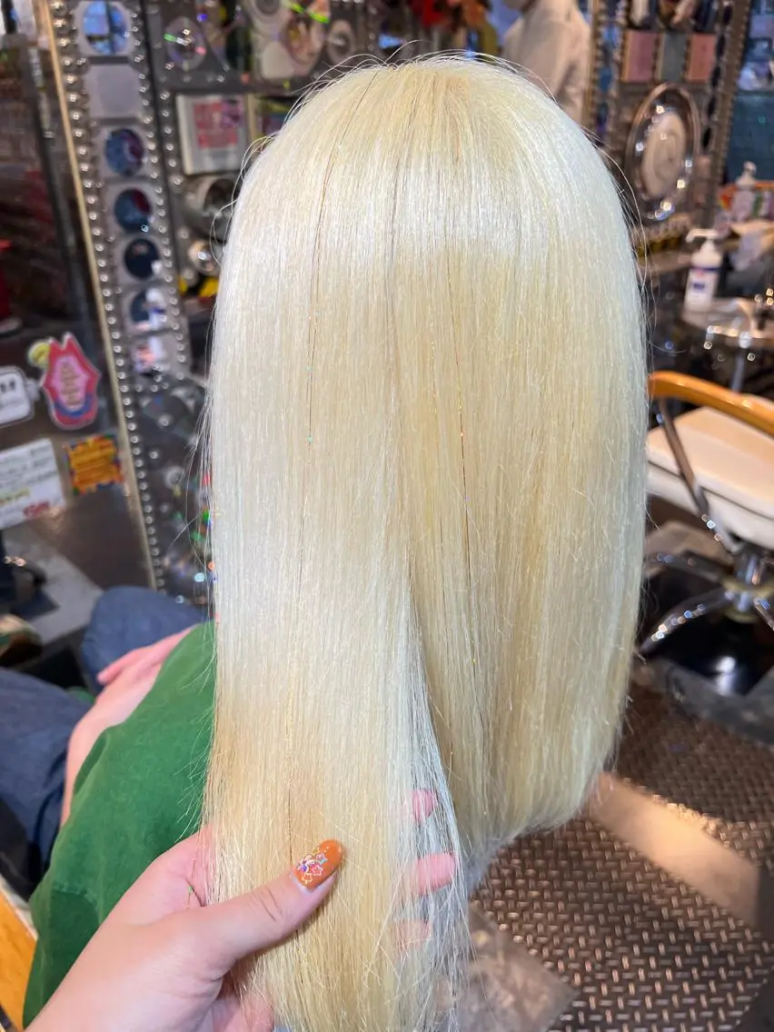 セミロング カラー カット ヘアカラー KOYA コヤのヘアスタイル