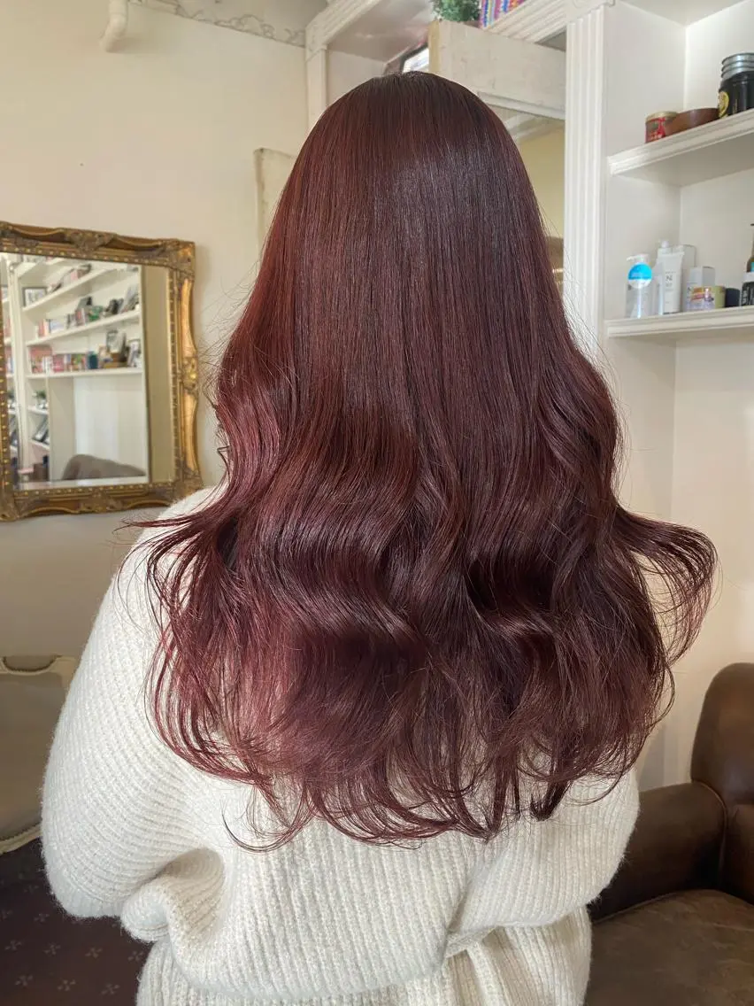 ロング カラー ブラウンカラー ピンクカラー ピンクブラウン KAREN🕊️ 大宮美容室のヘアスタイル