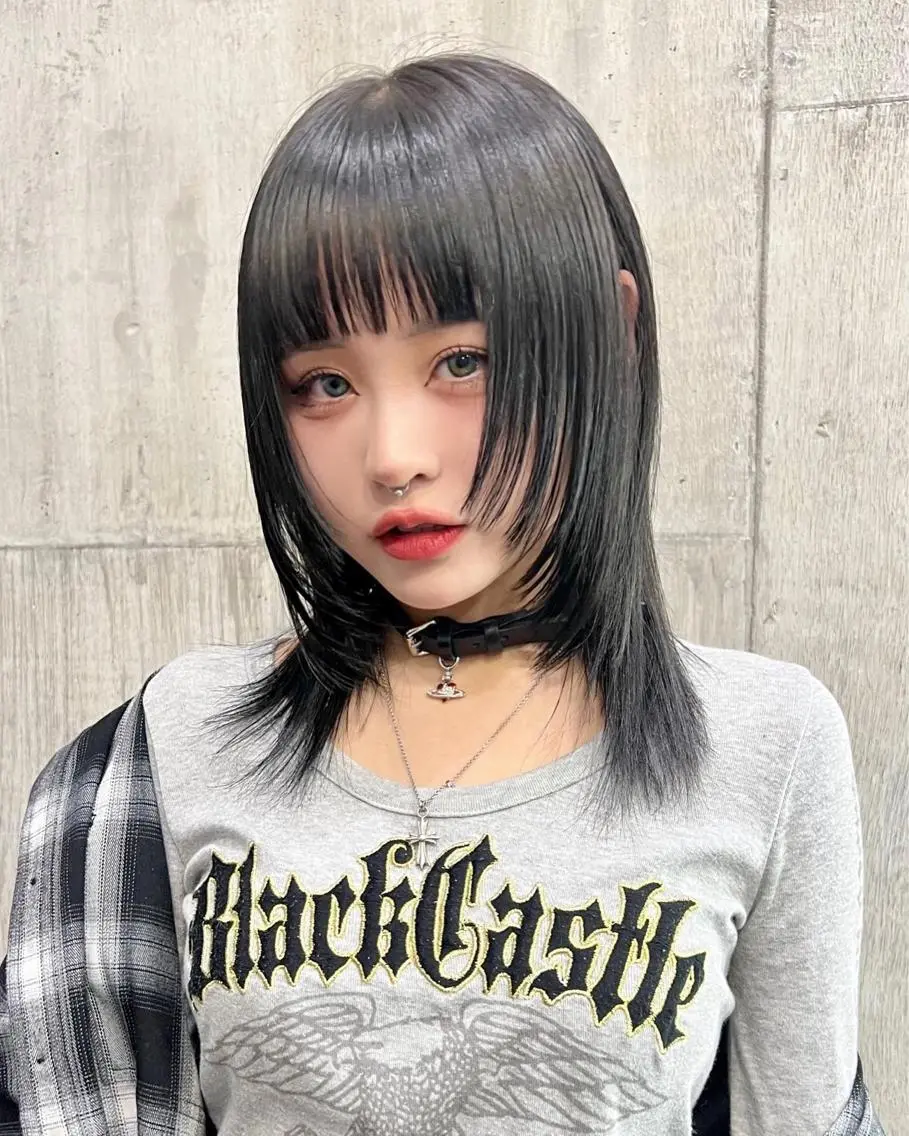 ミディアム シャギー ウルフカット カット ヘアセット Null 表参道のヘアスタイル