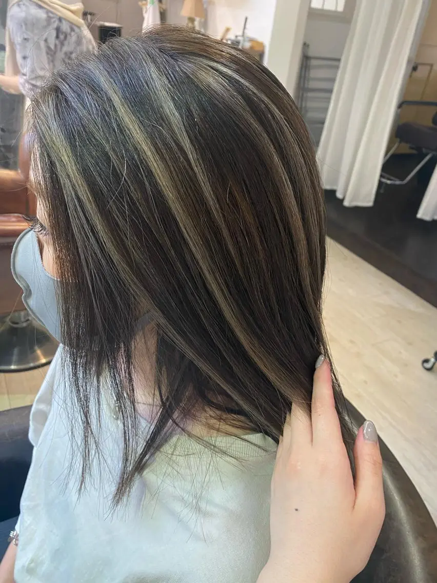 ロング カラー 才門 真菜のヘアスタイル