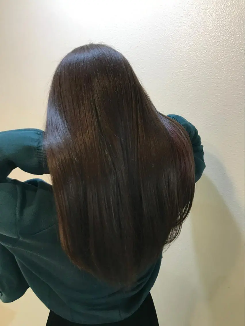 ロング カラー 🫧艶ダブルカラー ブリーチ🫧トモヤのヘアスタイル