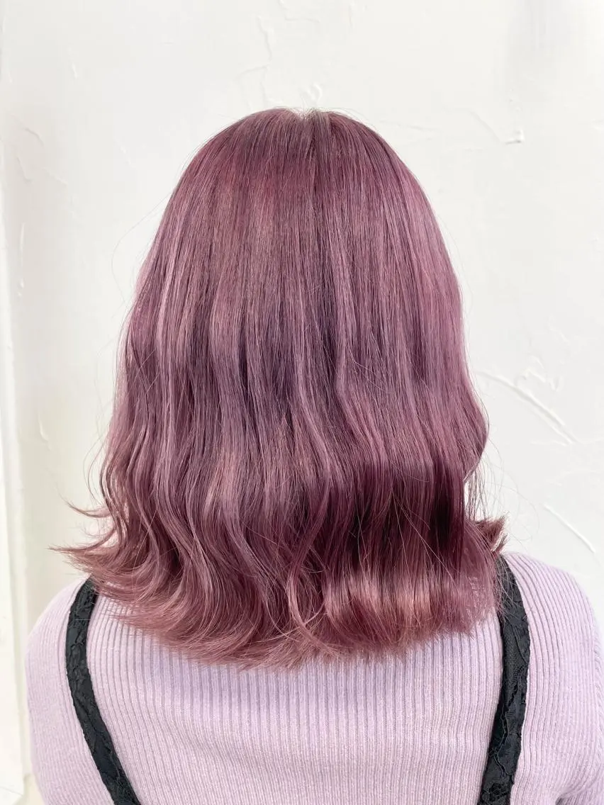 ミディアム ピンクラベンダー 青木 優歩のヘアスタイル