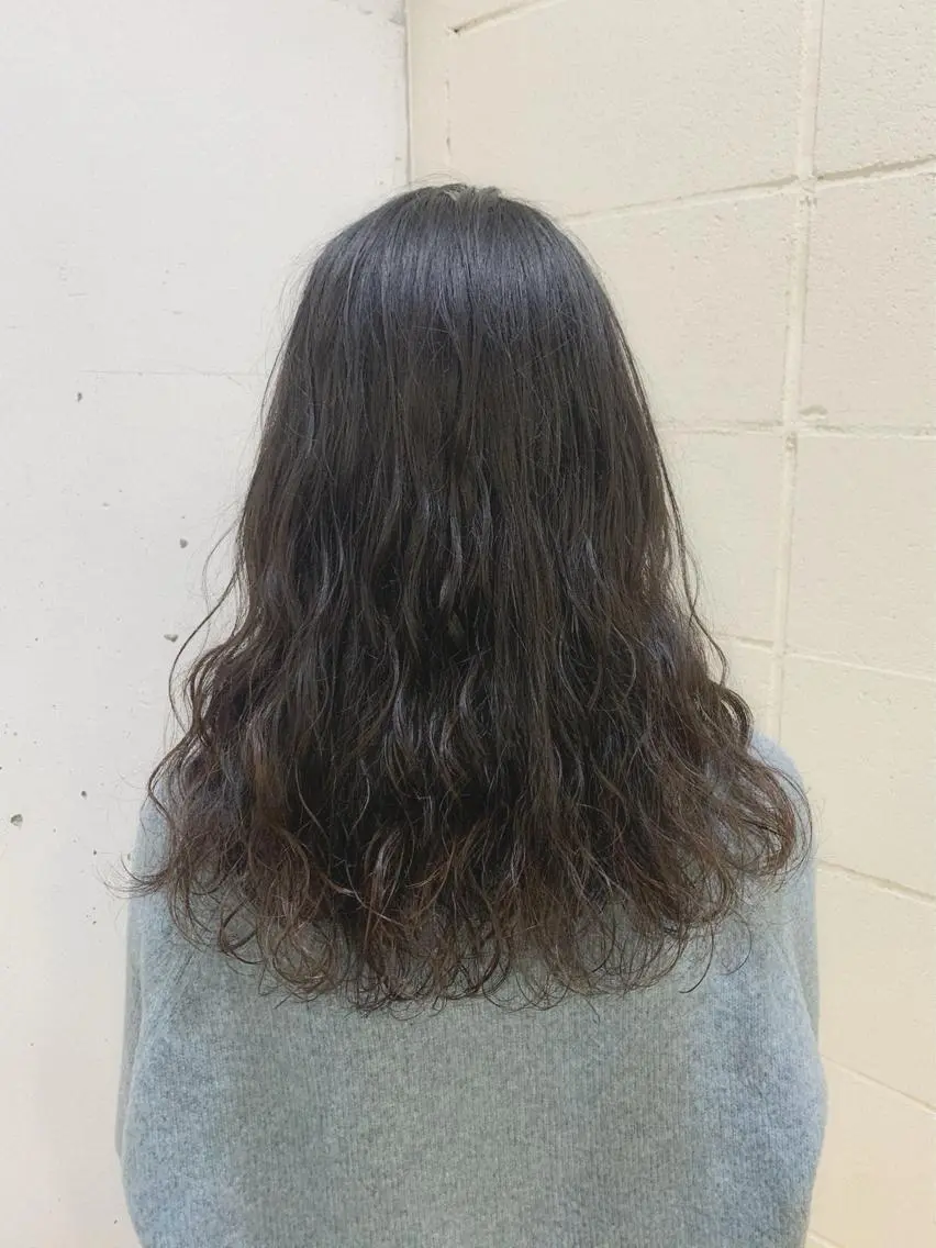 セミロング パーマ セミロングパーマ デジタルパーマ カット パーマ 千葉駅徒歩1分✂︎ 宮内のヘアスタイル
