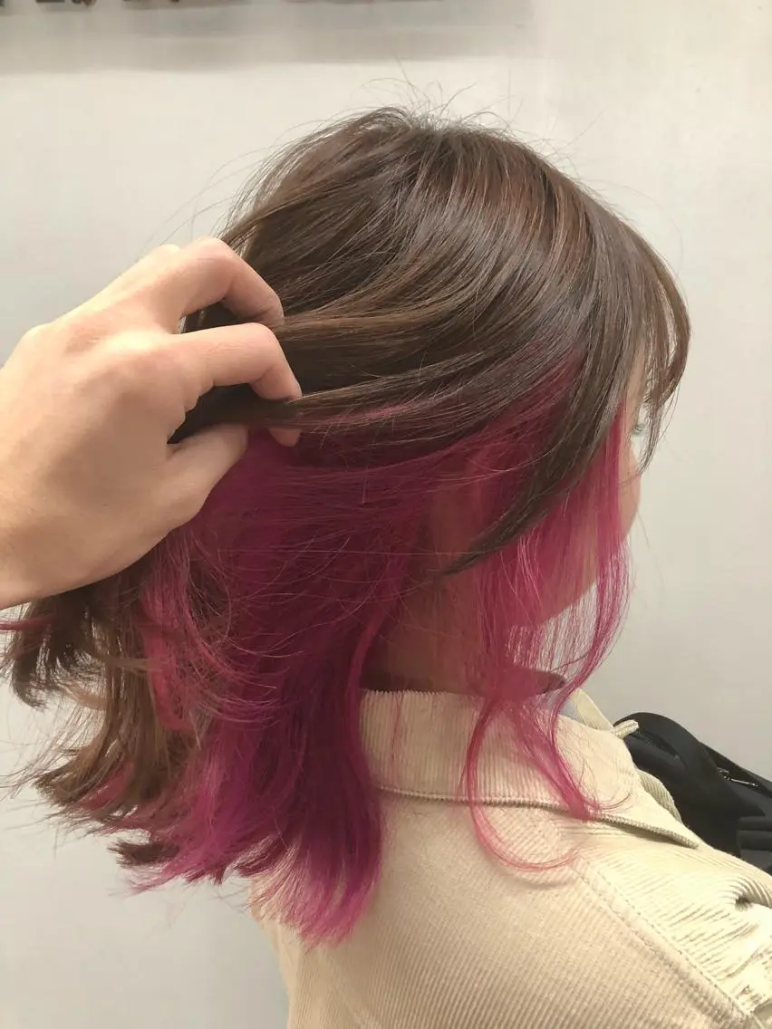 ミディアム カラー ベージュカラー ハイライトカラー ピンクカラー ピンクベージュ ハイライト 東條 克義のヘアスタイル