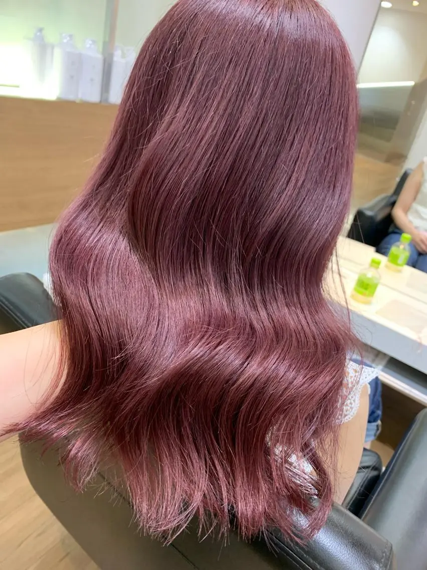 セミロング カラー 薄田 珠美のヘアスタイル