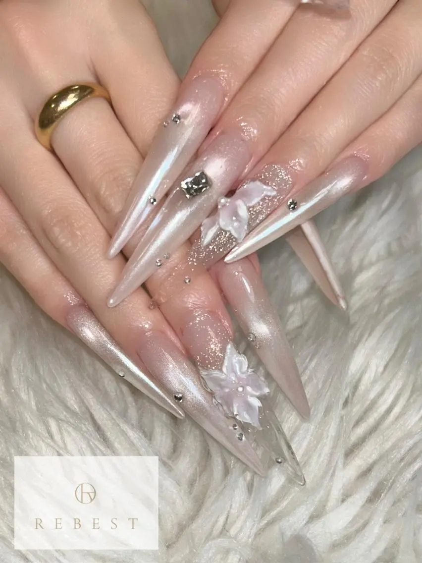 ネイル 🩵REBEST京橋 eye&nailのマツエク・マツパデザイン