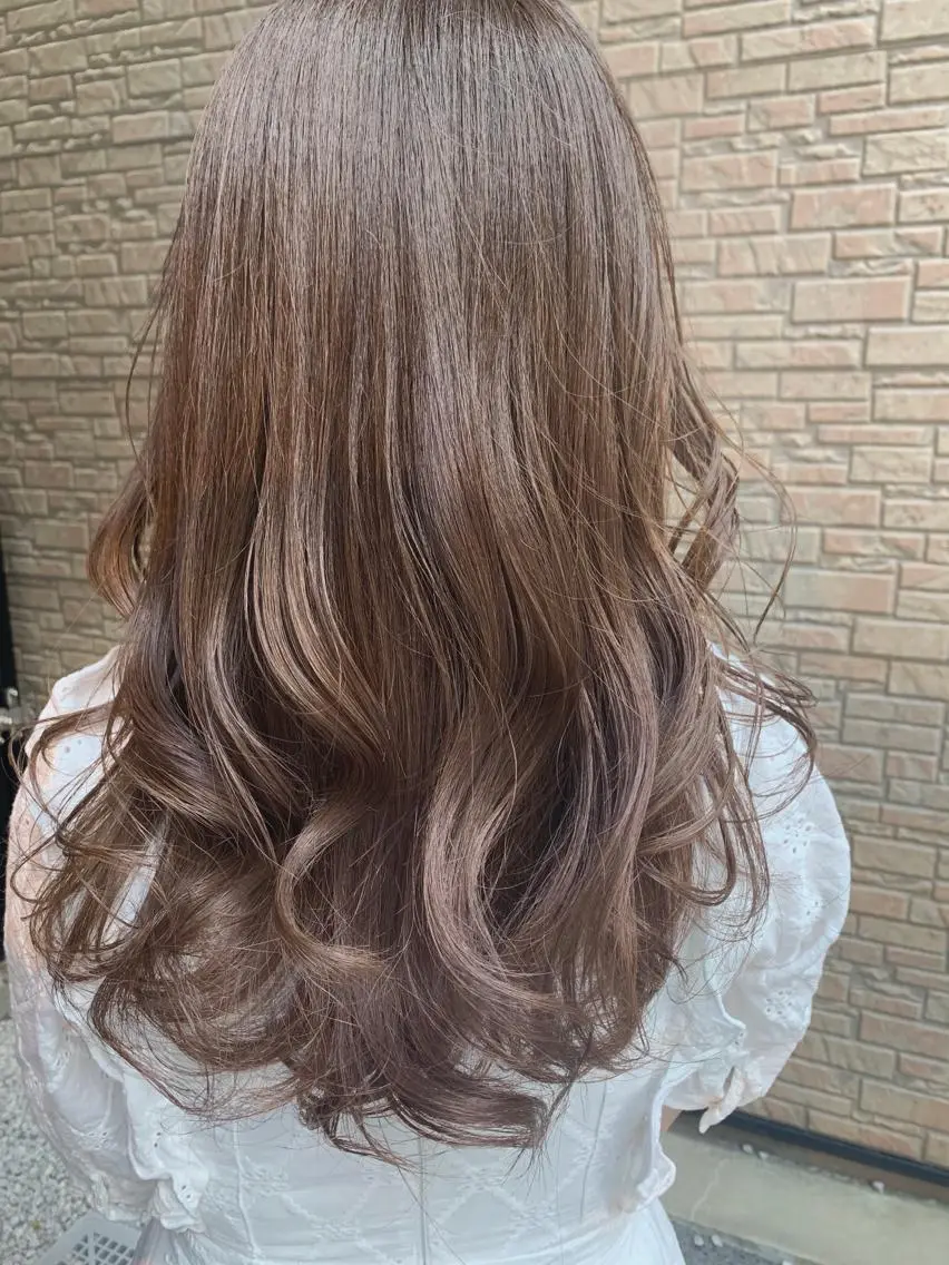 ロング EIGHT 野々市 イトウミサキのヘアスタイル