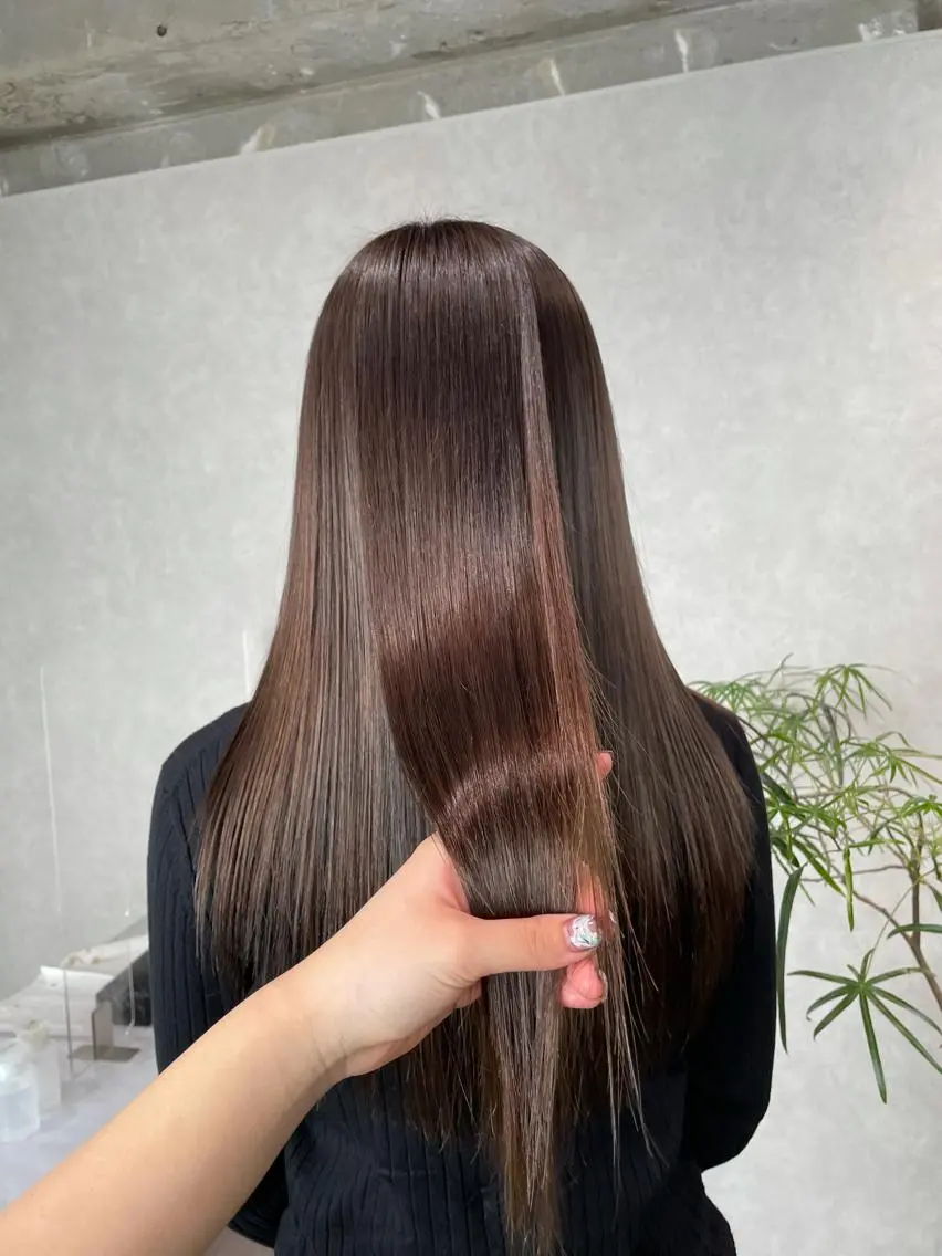 ロング カラー ブラウンカラー チョコレートブラウン 髪質改善 トリートメント ヘアカラー トリートメント ナチュラル透明感🌱 小山美樹子のヘアスタイル