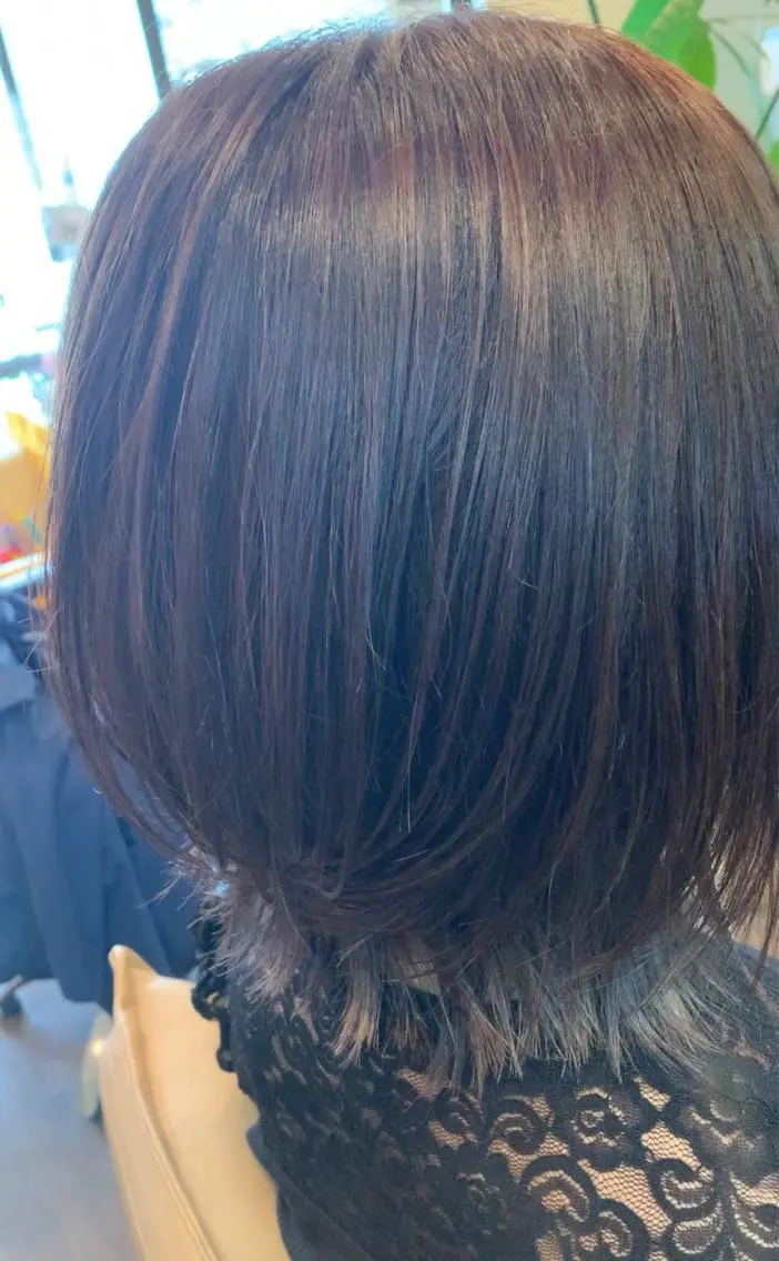 ミディアム カラー カット ヘアカラー coupe ciseauxのヘアスタイル