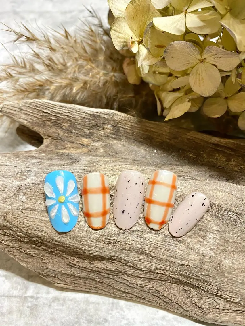 ネイル フットネイル IROHA Nail 矢掛萌子のネイルデザイン