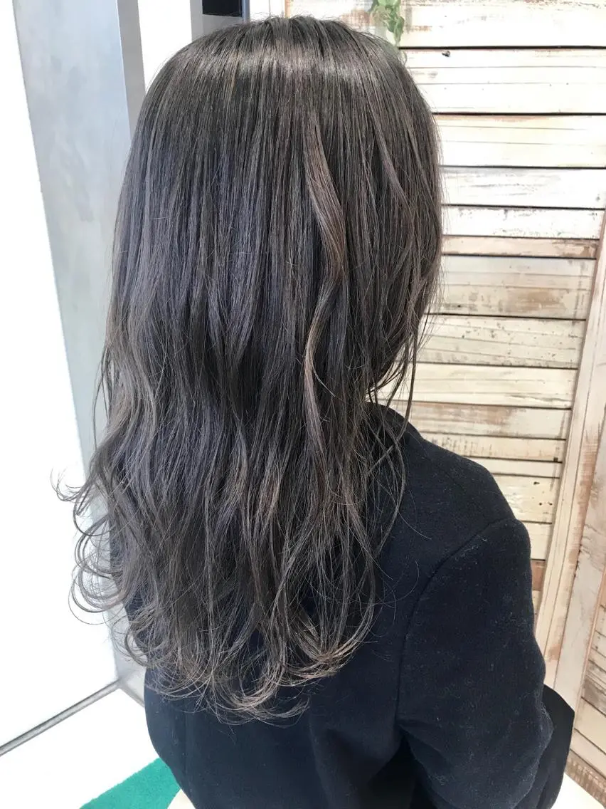 カラー ヘアカラー トリートメント 島袋 ナオユキのヘアスタイル