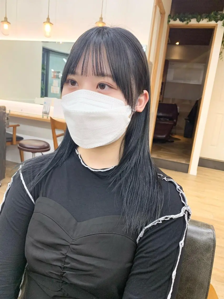 セミロング カラー パーマ ヘアアレンジ メンズ キッズ ネイル マツエク・マツパ アイブロウ 似合せレイヤー/ 柔らか透明感カラーのヘアスタイル