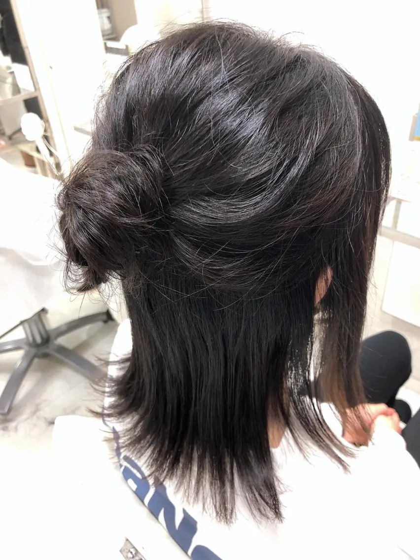 ミディアム お団子ヘア カット トリートメント 阿部 美咲のヘアスタイル