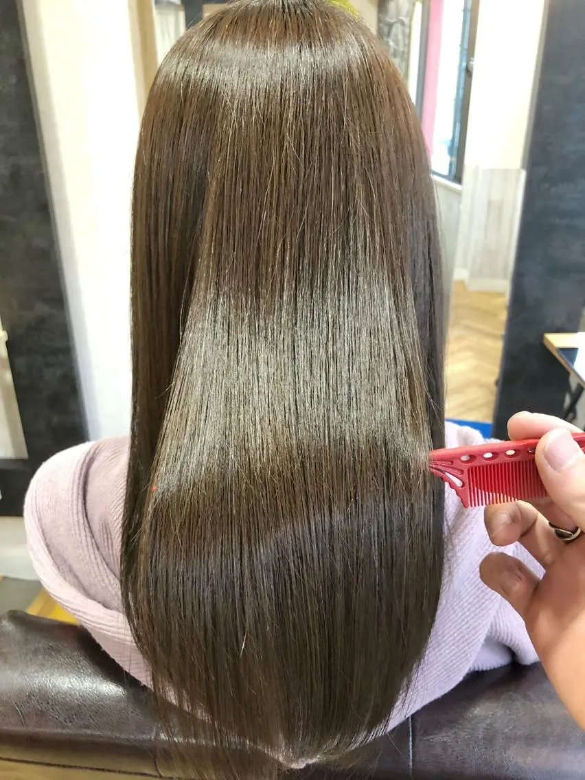 ロング ハイライト 髪質改善 韓国風ヘア レイヤーカット 縮毛矯正 ヘアカラー トリートメント BonD hairのヘアスタイル