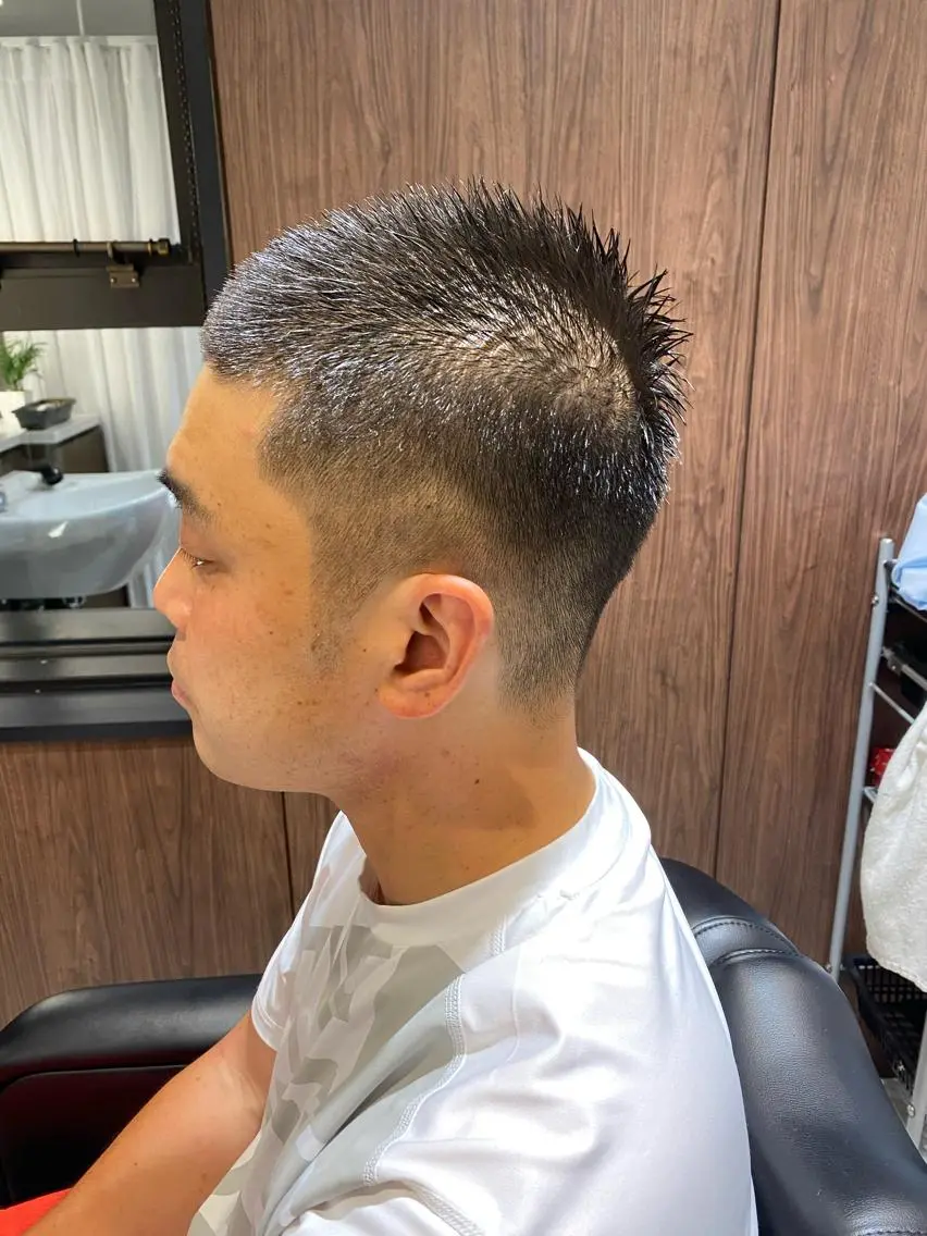 ショート 小野 大輔のヘアスタイル