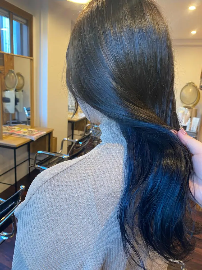 ロング カラー ブルーカラー ダメージレスサロン✨ kayo🌱のヘアスタイル