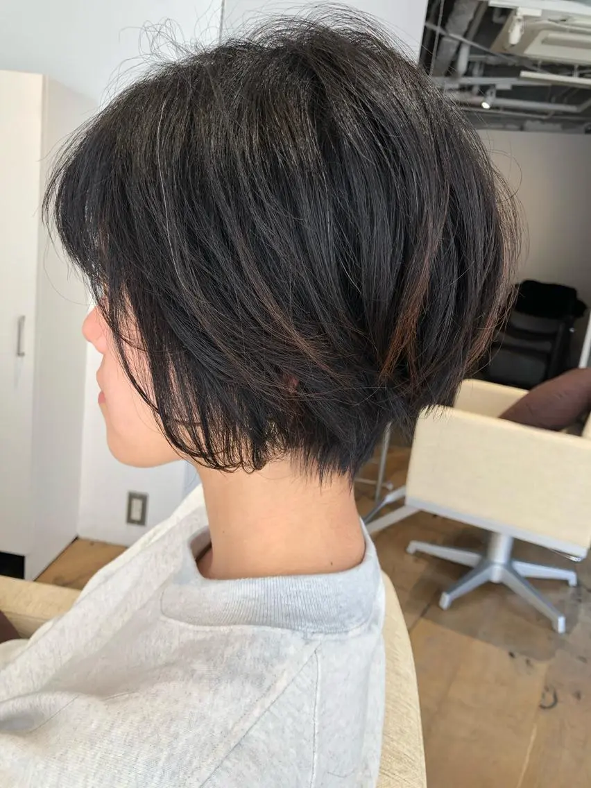 ショート カット トリートメント ブリーチ毛矯正.髪質 改善.髪にドラマをのヘアスタイル