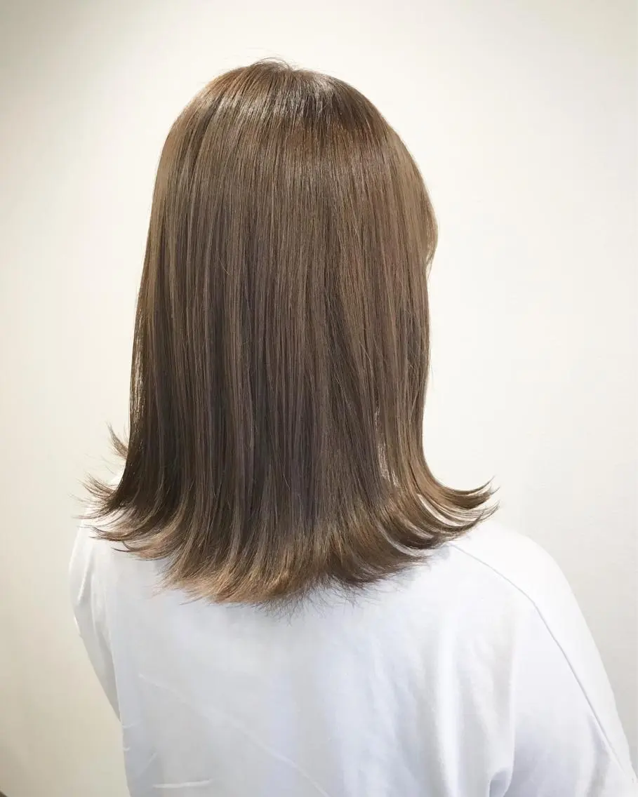 ミディアム カラー アディクシーカラー エイト ウメダのヘアスタイル